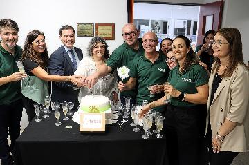 Con un acto y descubrimiento de placa, UTN FRRe celebra los 25 años del Centro QUIMOBI